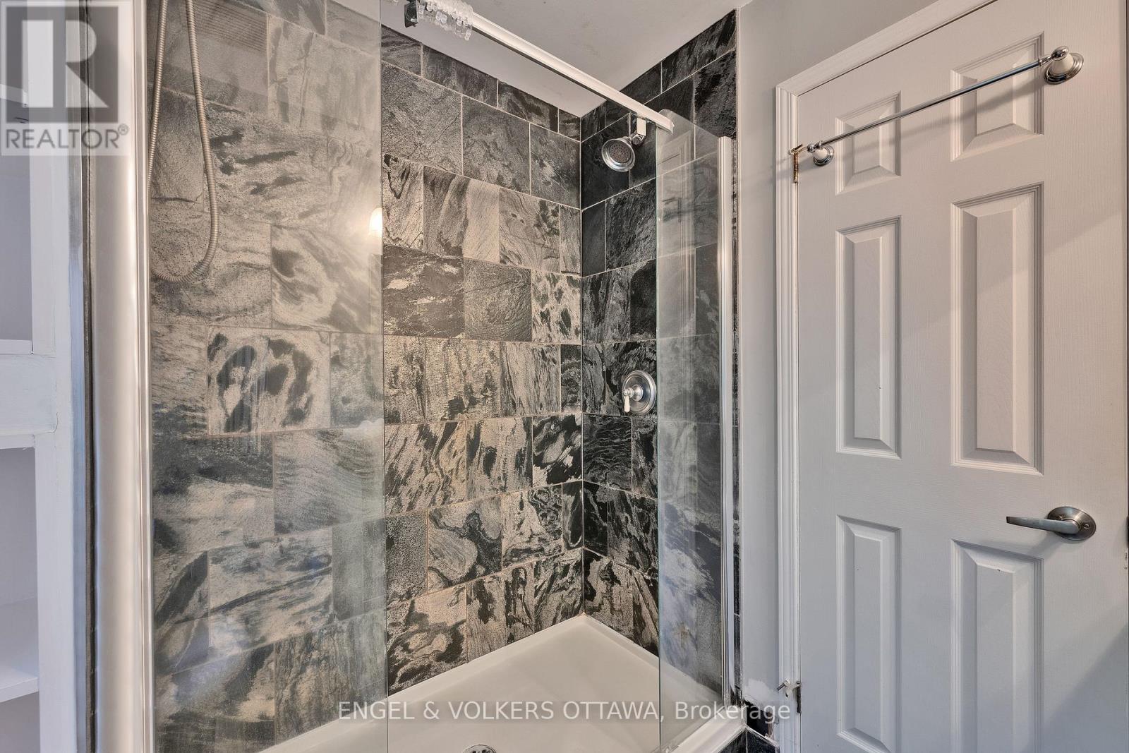 5233 Mclean Crescent, Ottawa, Ontario  K4M 1G1 - Photo 36 - X12440279