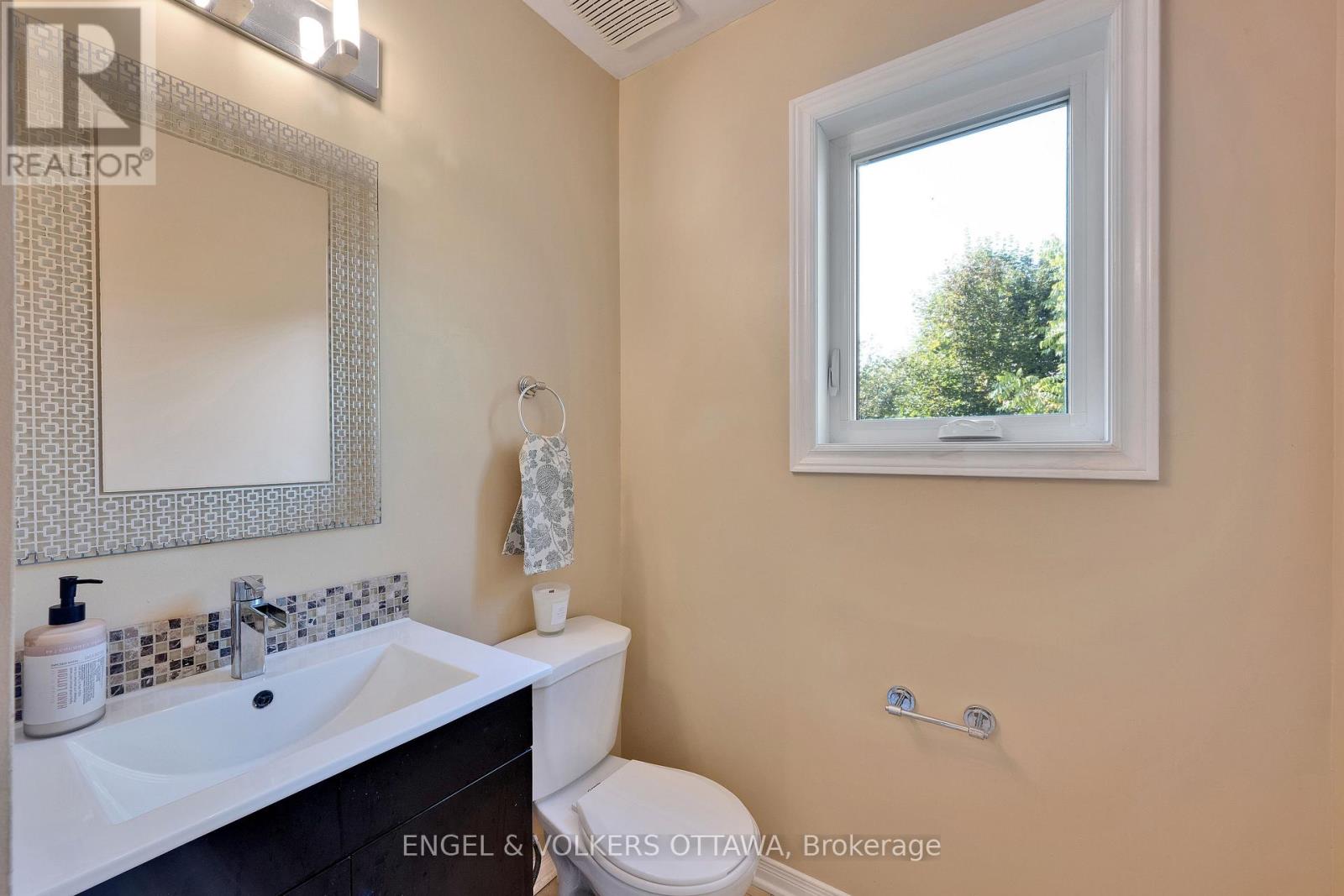 5233 Mclean Crescent, Ottawa, Ontario  K4M 1G1 - Photo 39 - X12440279
