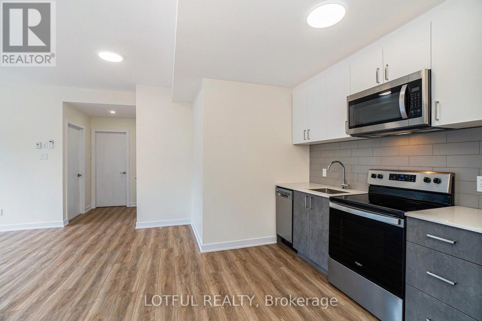 201 - 630 Churchill Avenue N, Ottawa, Ontario  K1Z 5E8 - Photo 10 - X12440300