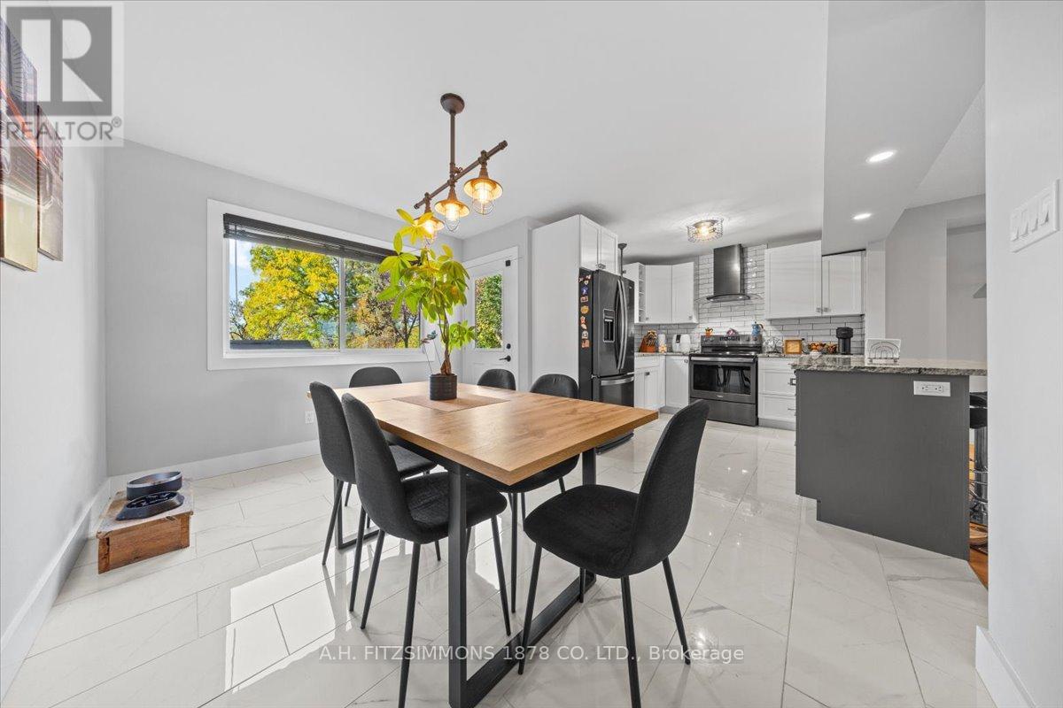 3791 Carp Road, Ottawa, Ontario  K0A 1L0 - Photo 10 - X12440306