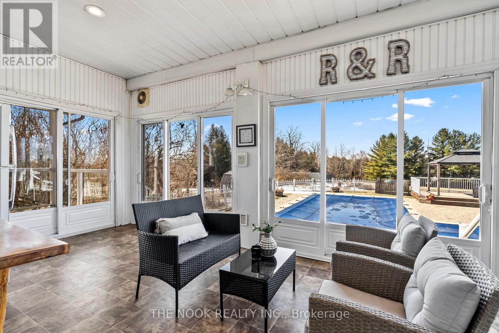 593 Pigeon Creek Road, Kawartha Lakes, Ontario  L0B 1K0 - Photo 19 - X12432723