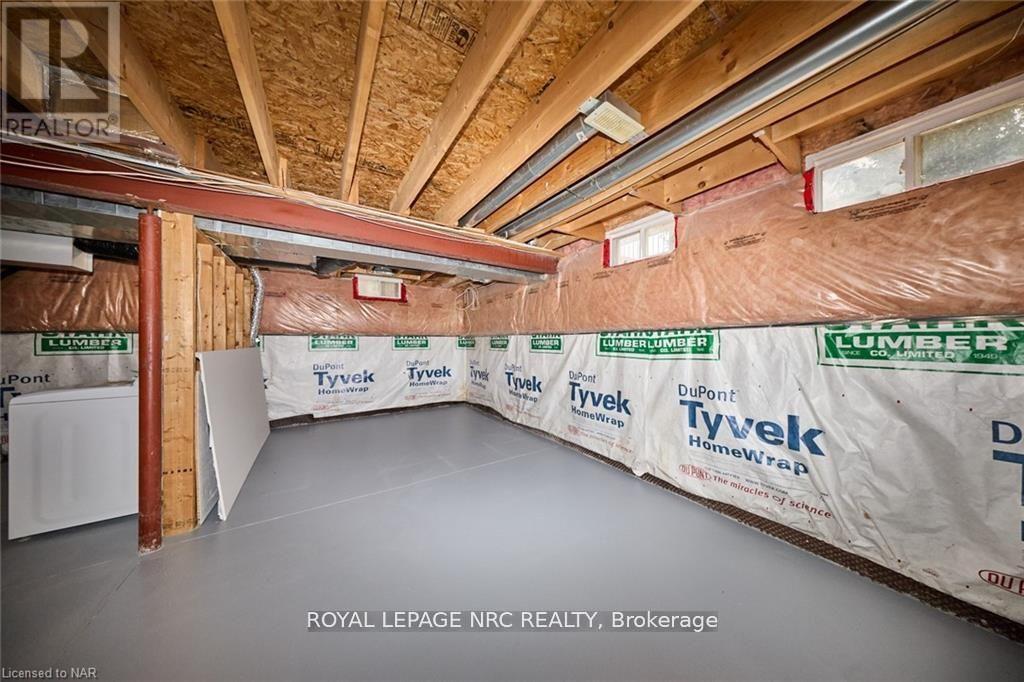 76 Loretta Drive, Niagara-On-The-Lake (Virgil), Ontario  L0S 1T0 - Photo 32 - X12440131