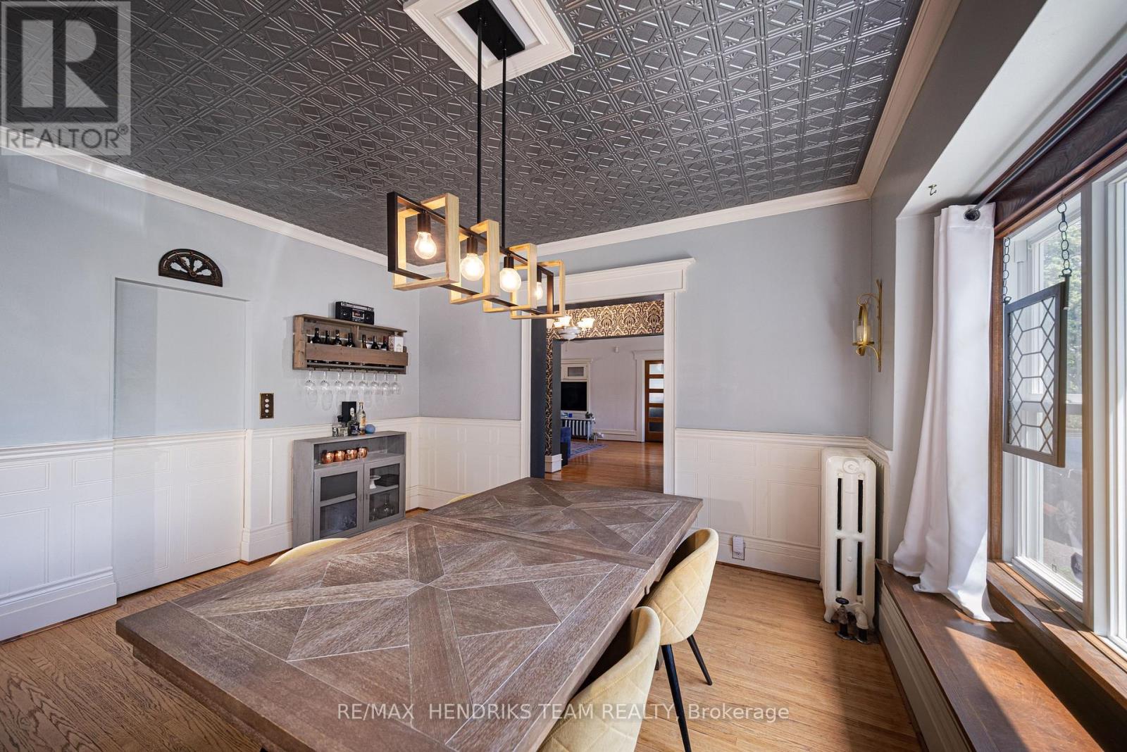 153 Geneva Street, St. Catharines (Downtown), Ontario  L2R 4N7 - Photo 13 - X12440167