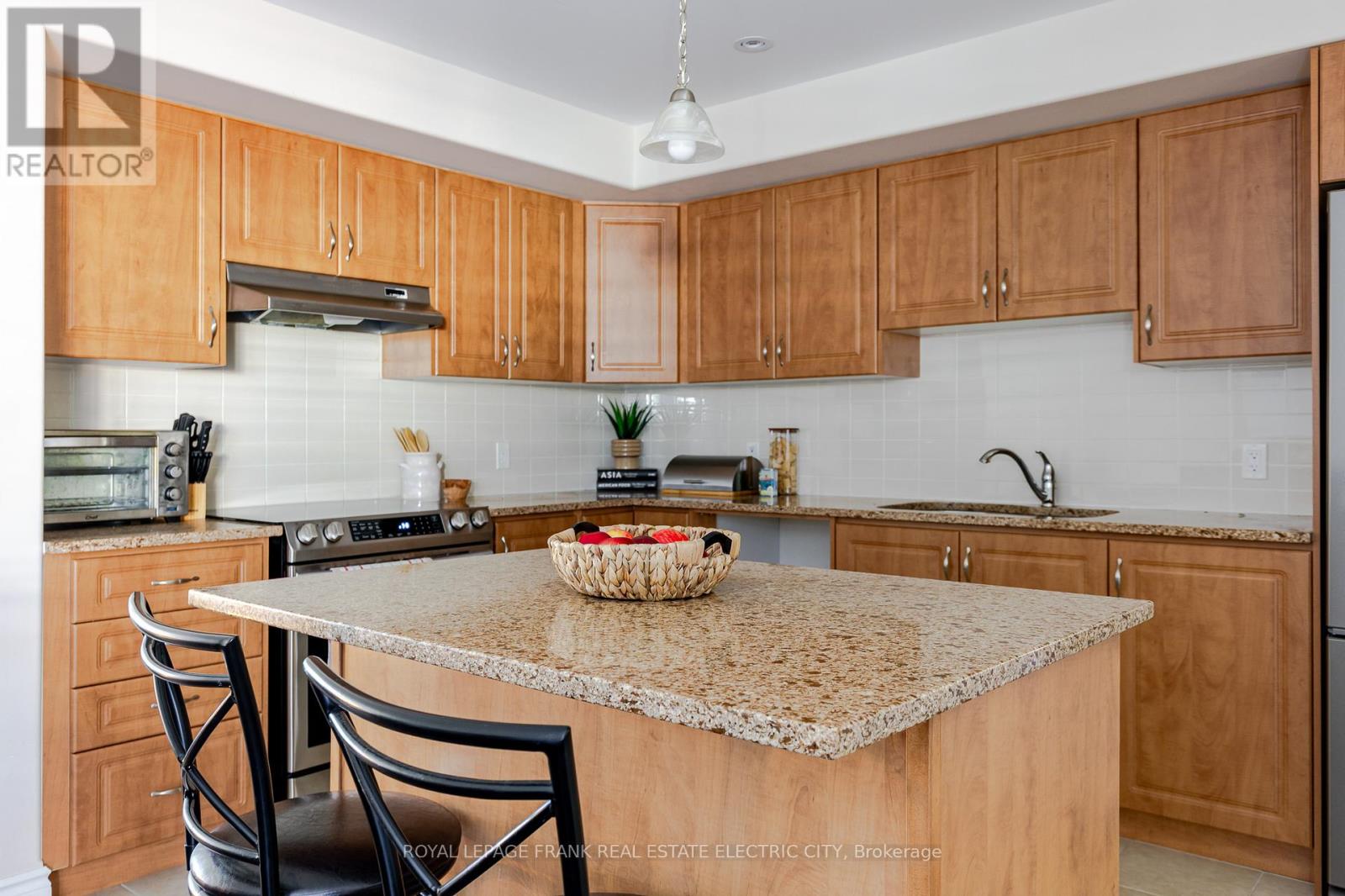 849 Broadway Boulevard, Peterborough, Ontario  K9H 0J1 - Photo 17 - X12440159
