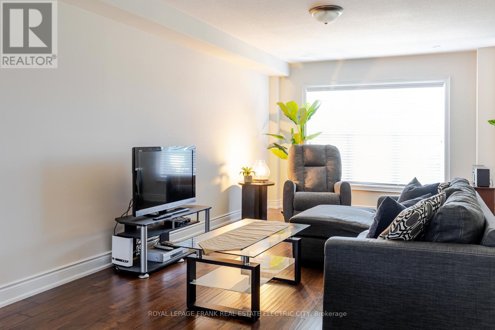 849 Broadway Boulevard, Peterborough, Ontario  K9H 0J1 - Photo 22 - X12440159