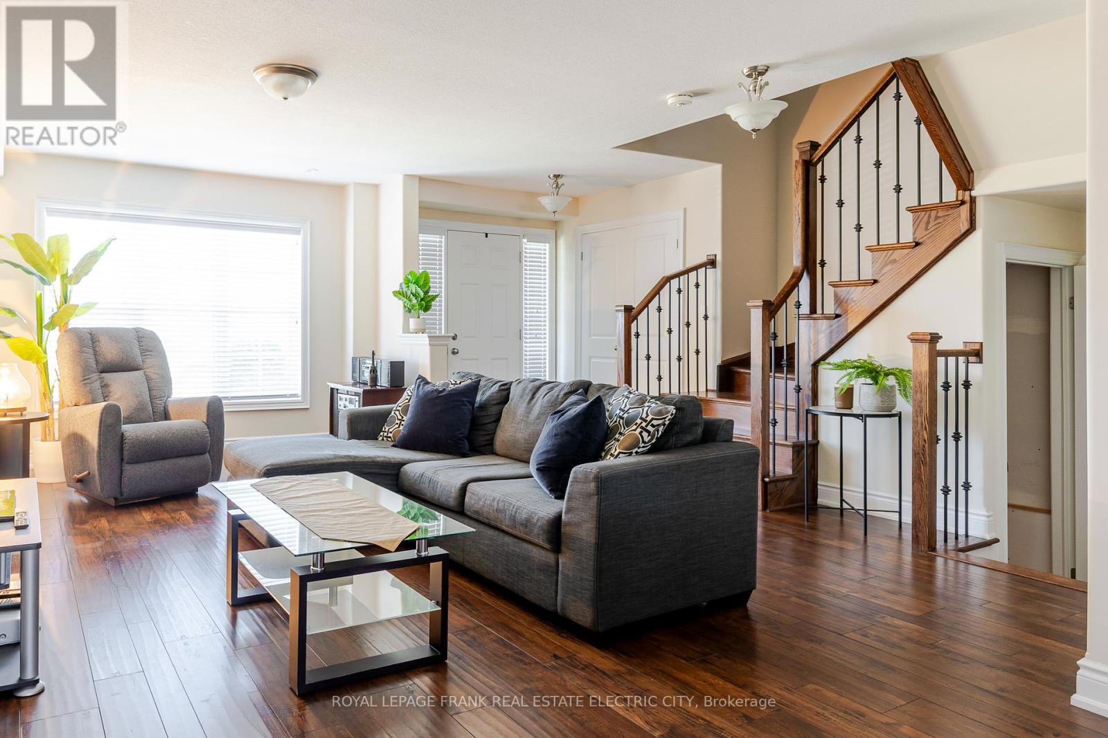 849 Broadway Boulevard, Peterborough, Ontario  K9H 0J1 - Photo 8 - X12440159