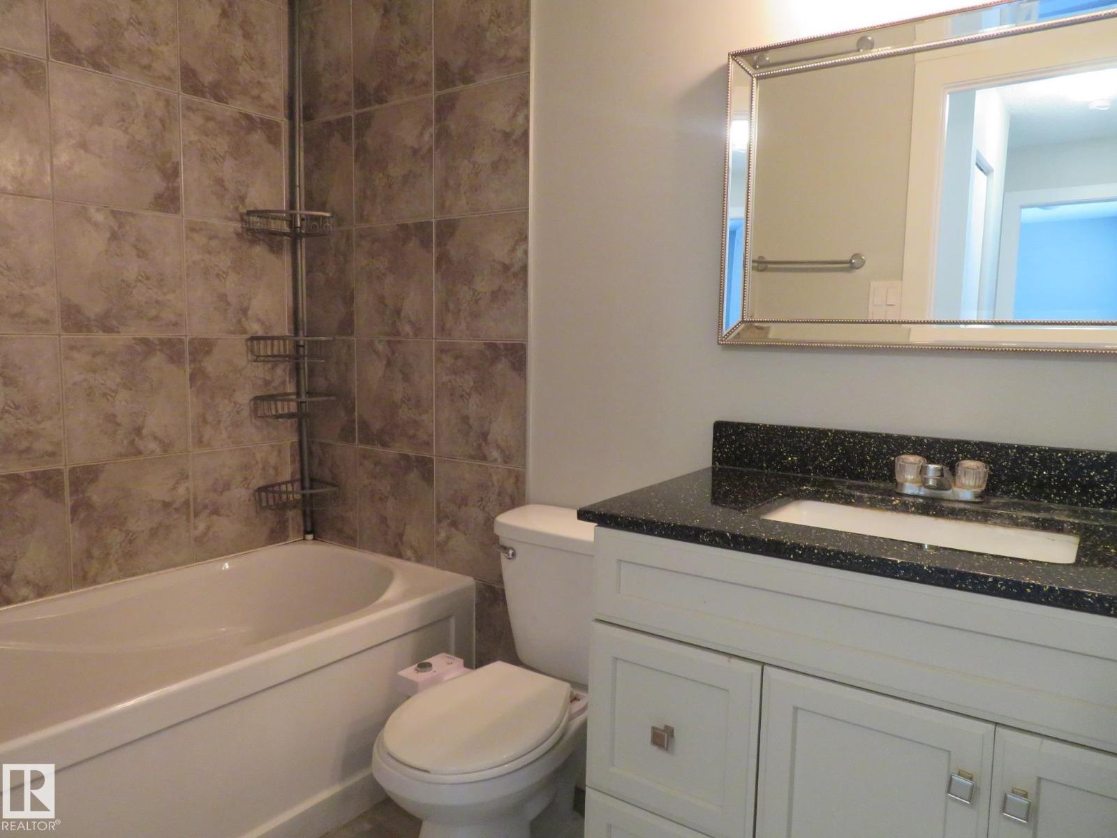 120 Kaskitayo Ct Nw, Edmonton, Alberta  T6J 3T3 - Photo 16 - E4460405