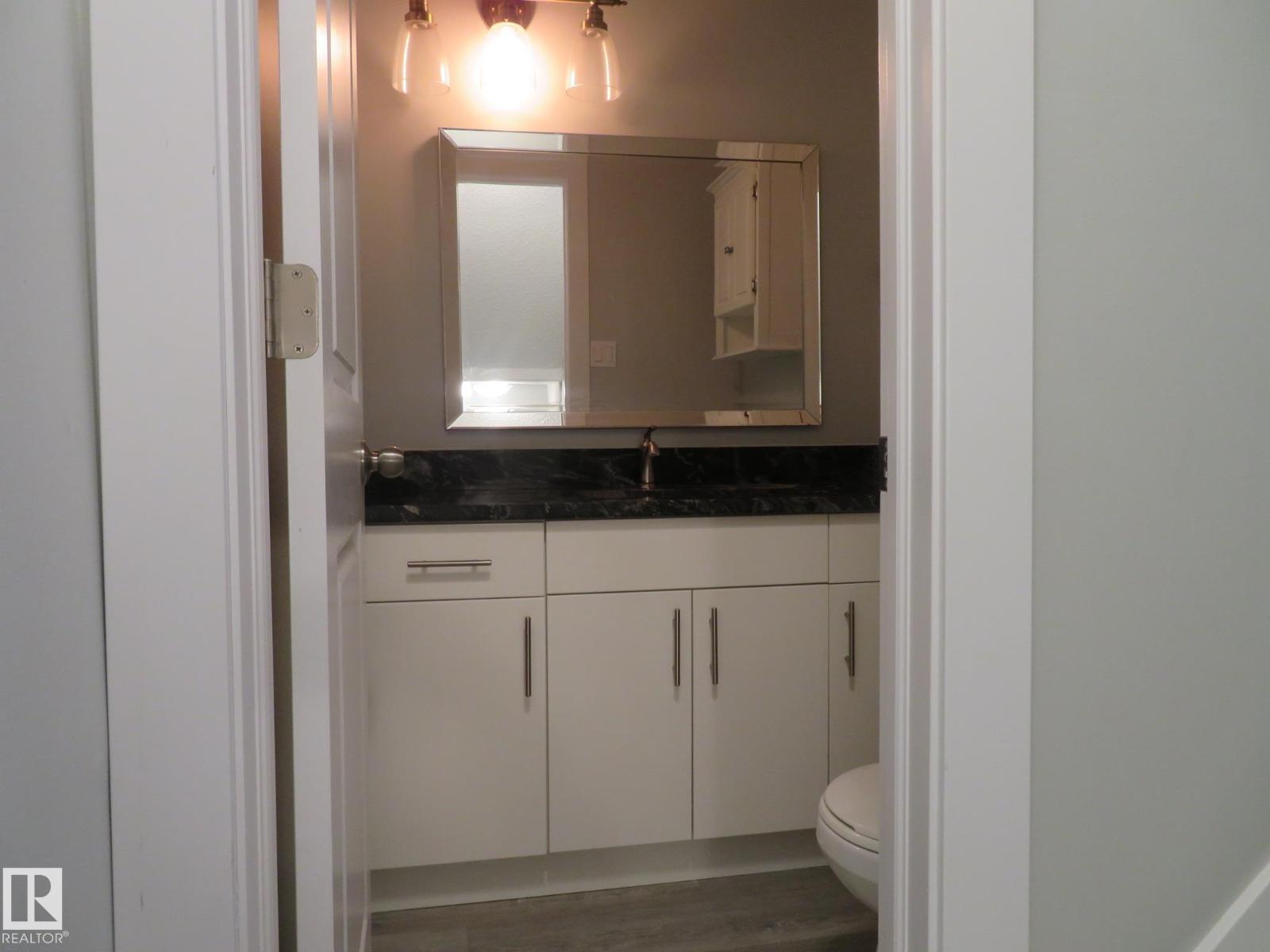 120 Kaskitayo Ct Nw, Edmonton, Alberta  T6J 3T3 - Photo 9 - E4460405