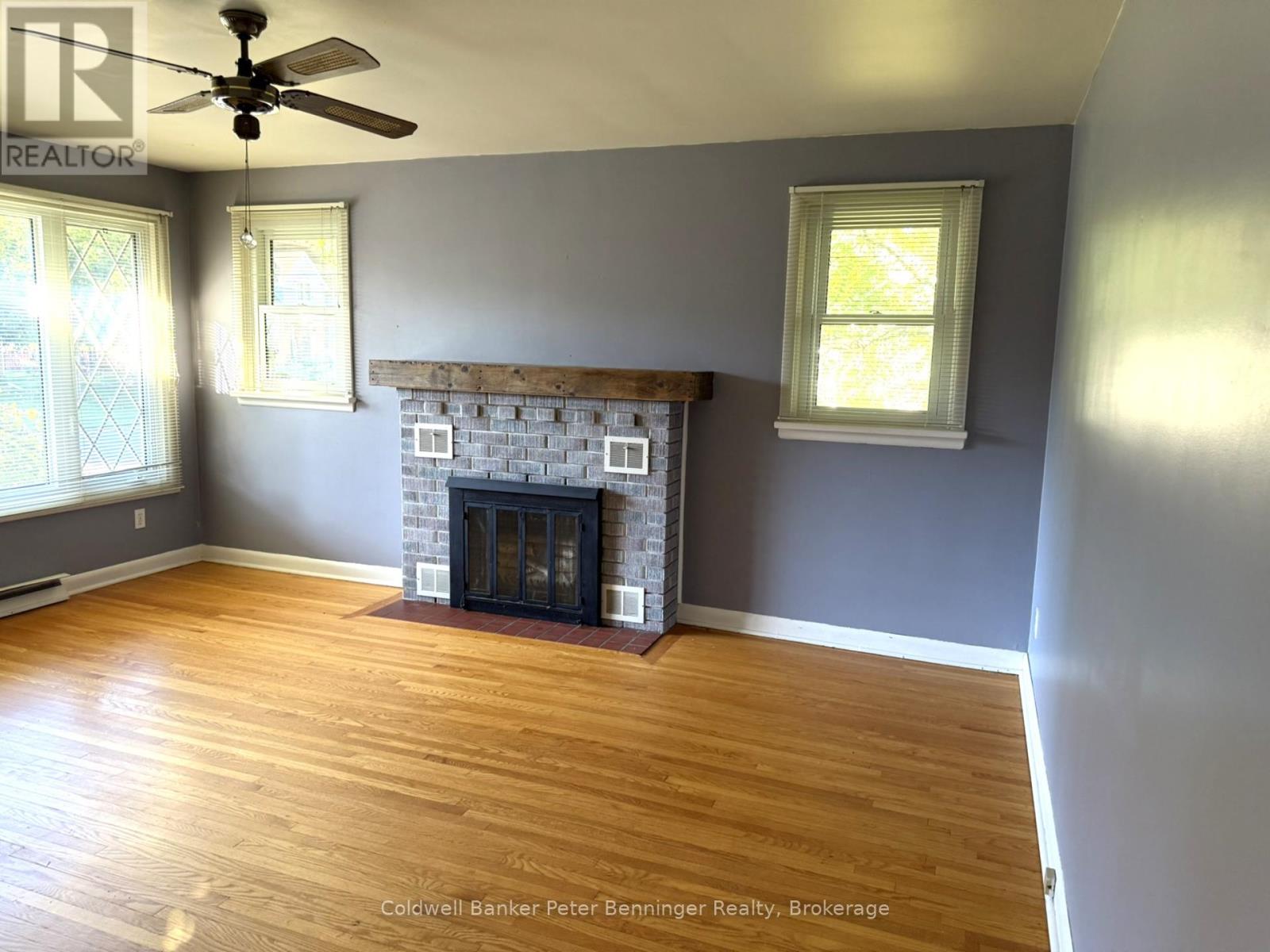 2 Elgin Street, Brockton, Ontario  N0G 2V0 - Photo 13 - X12438159
