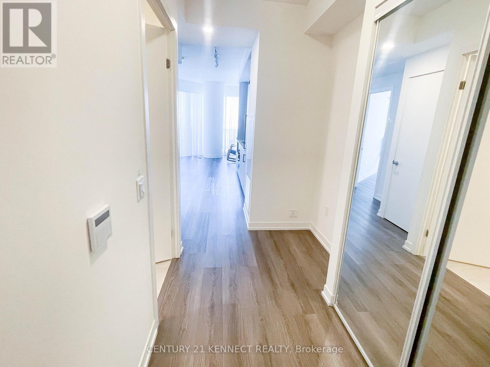 5212 - 138 Downes Street, Toronto, Ontario  M5E 0E4 - Photo 7 - C12440019