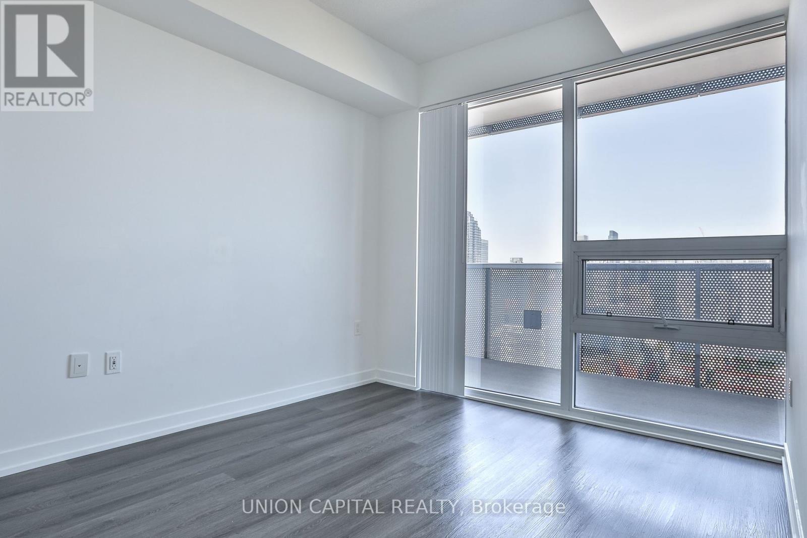 4602 - 138 Downes Street, Toronto, Ontario  M5E 0E4 - Photo 12 - C12440070