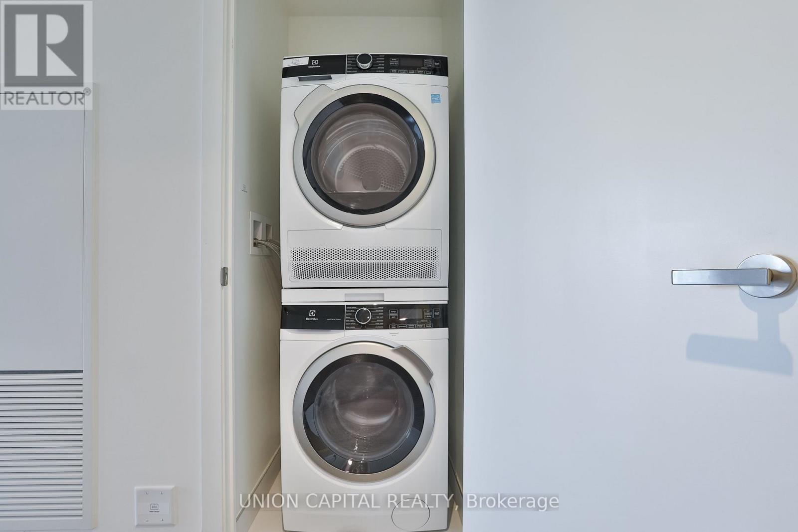 4602 - 138 Downes Street, Toronto, Ontario  M5E 0E4 - Photo 19 - C12440070