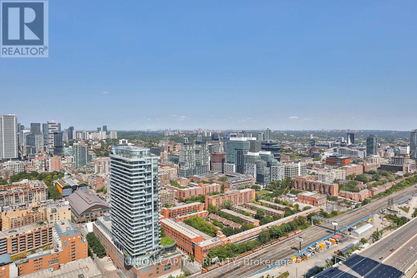 4602 - 138 Downes Street, Toronto, Ontario  M5E 0E4 - Photo 25 - C12440070