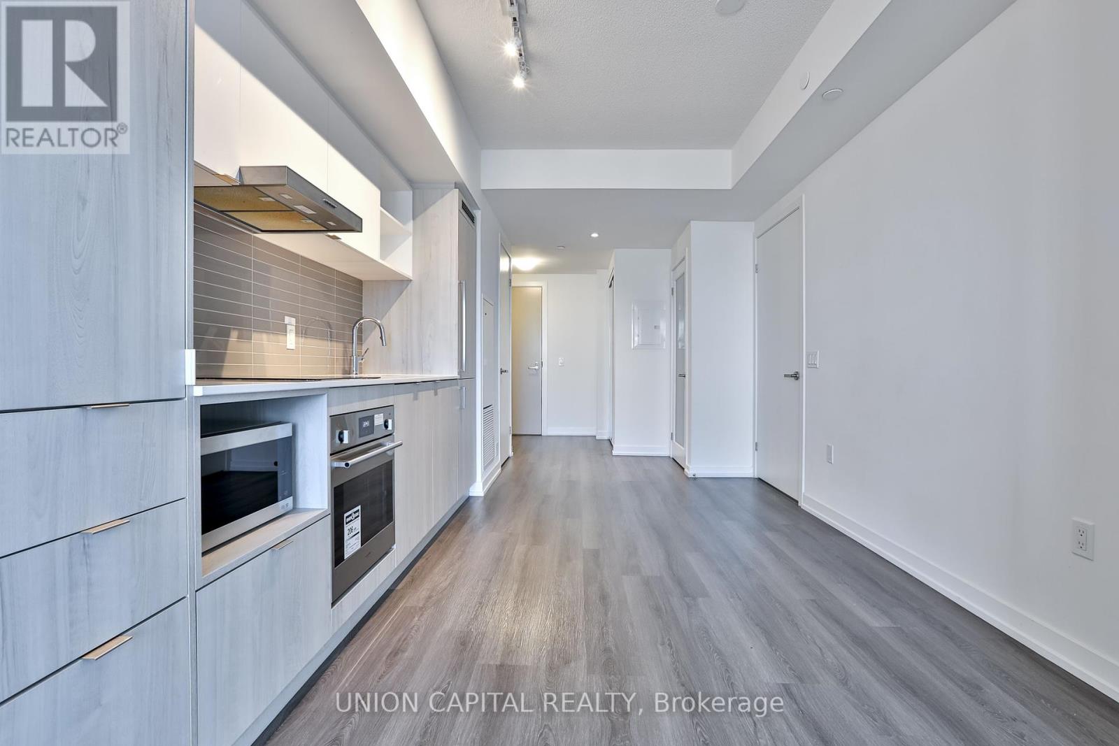 4602 - 138 Downes Street, Toronto, Ontario  M5E 0E4 - Photo 5 - C12440070