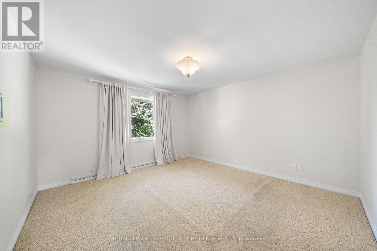 51 Ravenscroft Circle, Toronto, Ontario  M2K 1X1 - Photo 15 - C12440078