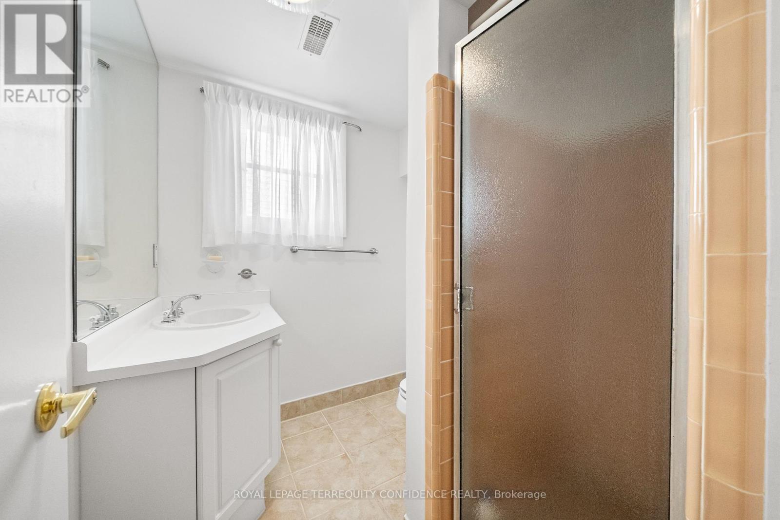51 Ravenscroft Circle, Toronto, Ontario  M2K 1X1 - Photo 29 - C12440078