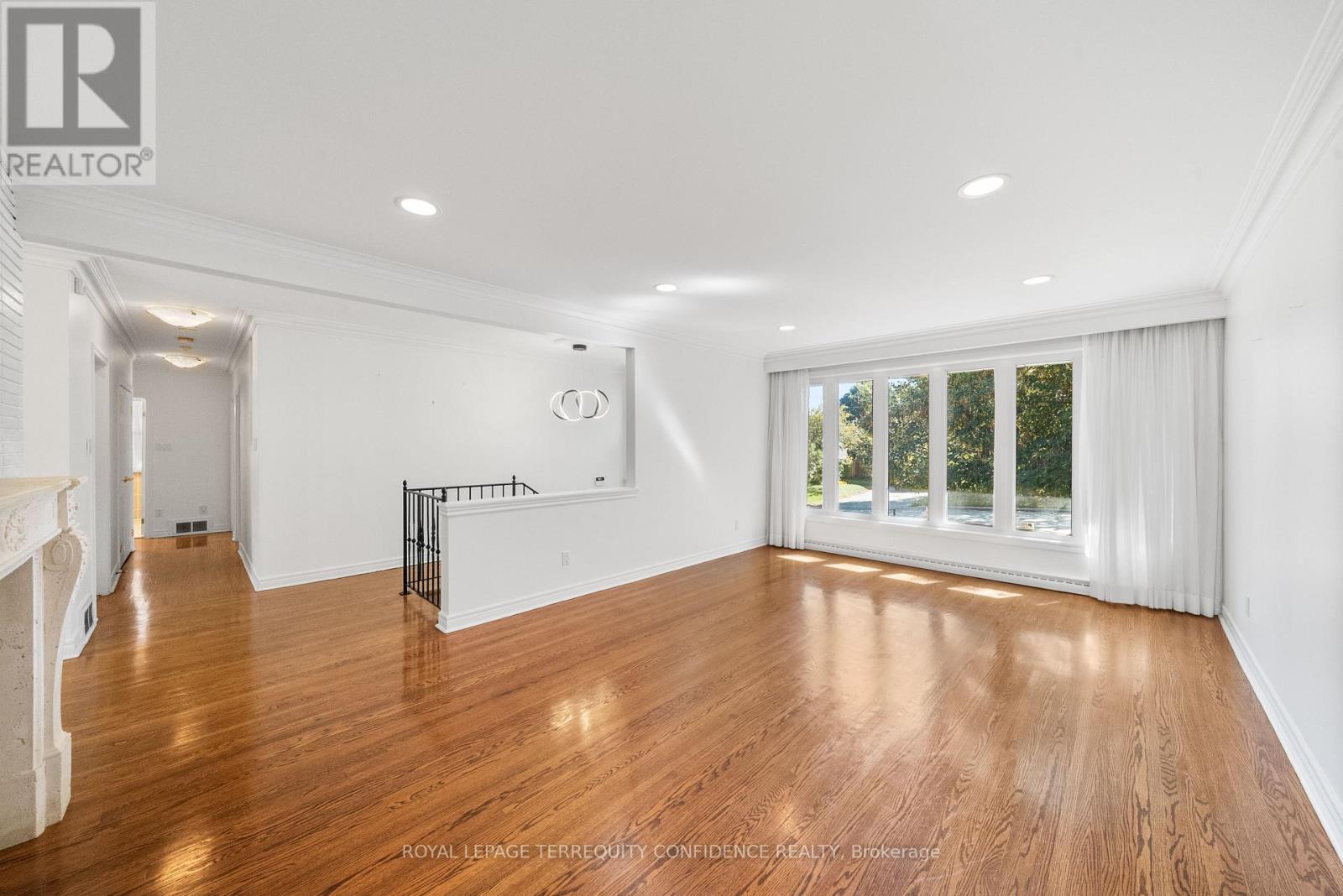 51 Ravenscroft Circle, Toronto, Ontario  M2K 1X1 - Photo 3 - C12440078
