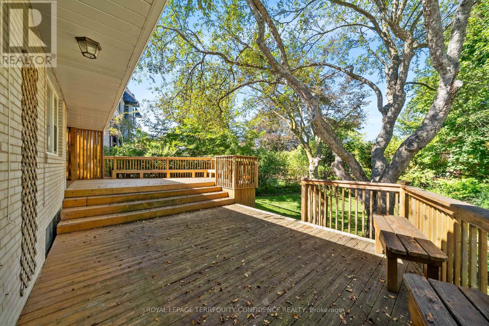 51 Ravenscroft Circle, Toronto, Ontario  M2K 1X1 - Photo 30 - C12440078