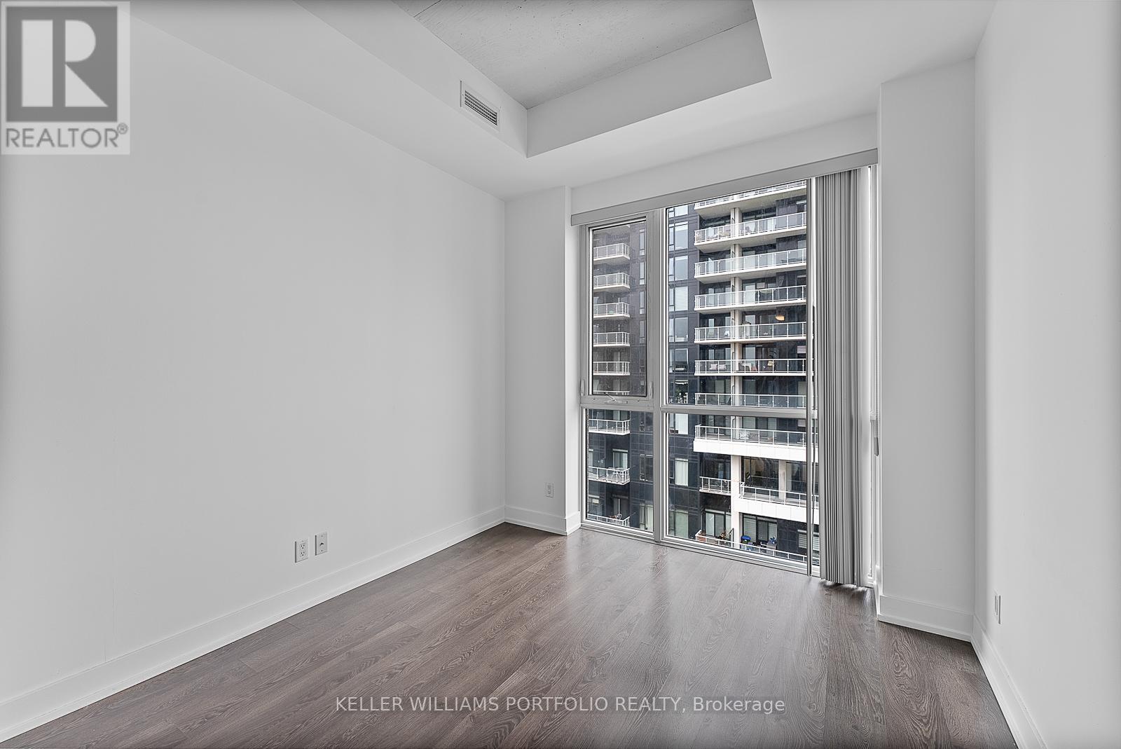 1104 - 75 The Donway W, Toronto, Ontario  M3C 2E9 - Photo 15 - C12440095