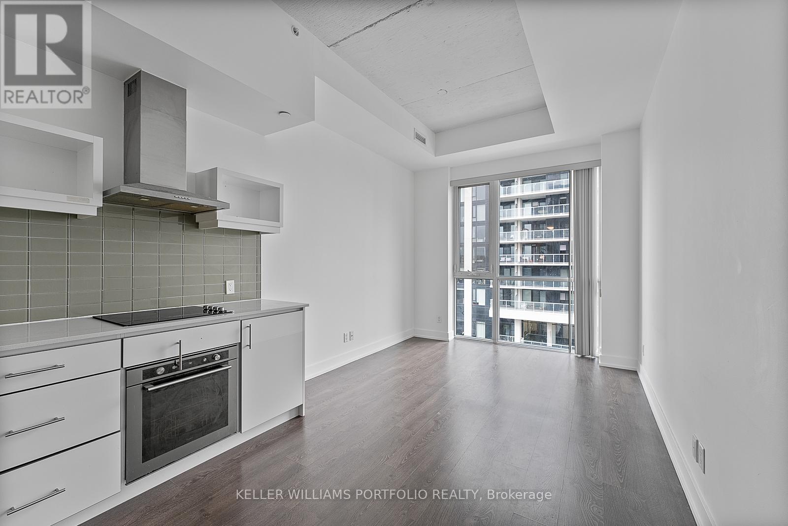 1104 - 75 The Donway W, Toronto, Ontario  M3C 2E9 - Photo 9 - C12440095