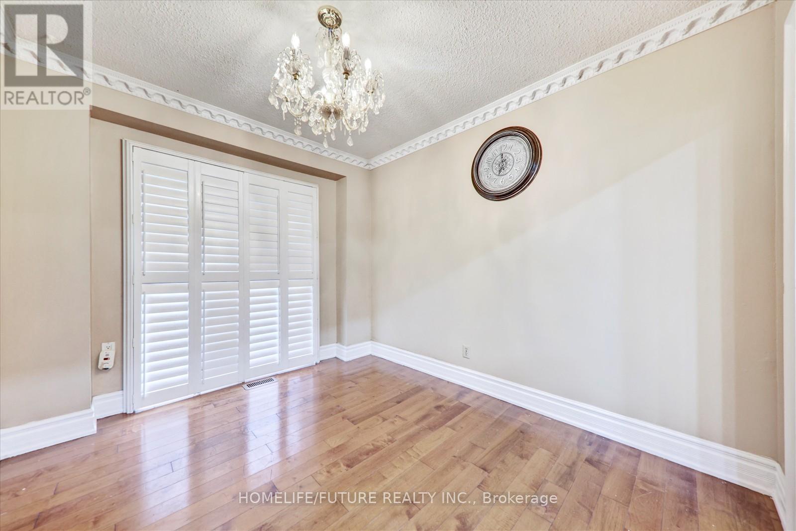 97 Dunsfold Drive, Toronto, Ontario  M1B 1T5 - Photo 11 - E12440033