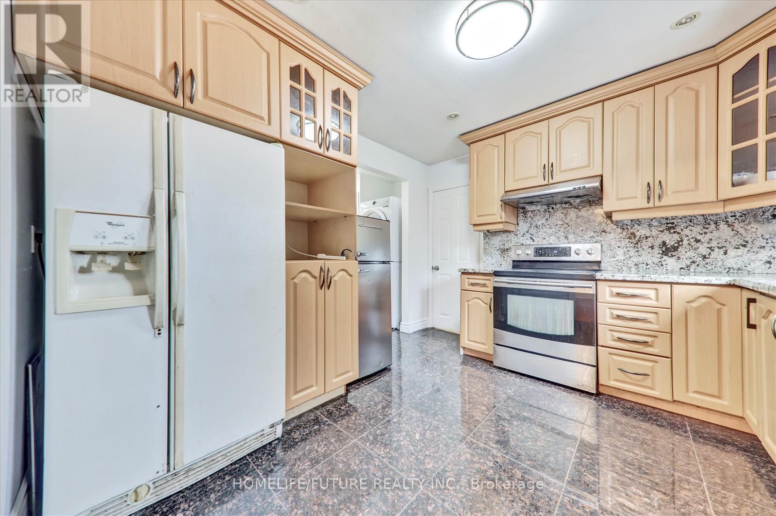 97 Dunsfold Drive, Toronto, Ontario  M1B 1T5 - Photo 13 - E12440033