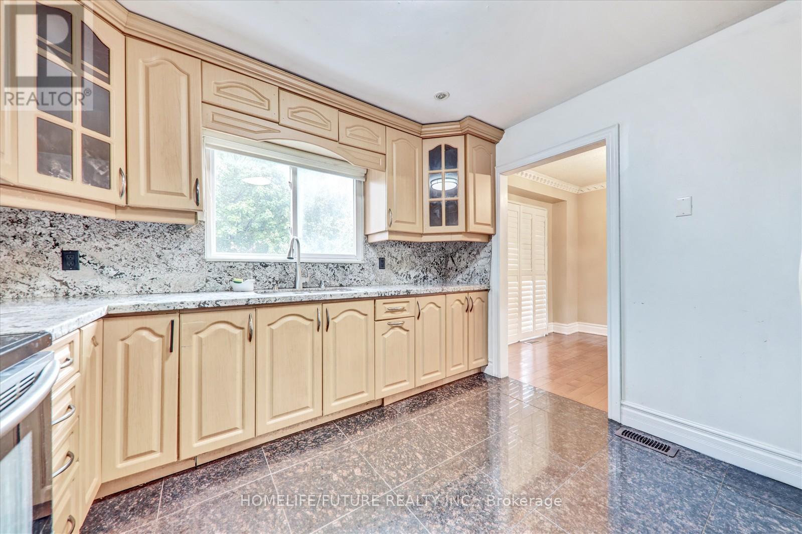 97 Dunsfold Drive, Toronto, Ontario  M1B 1T5 - Photo 15 - E12440033