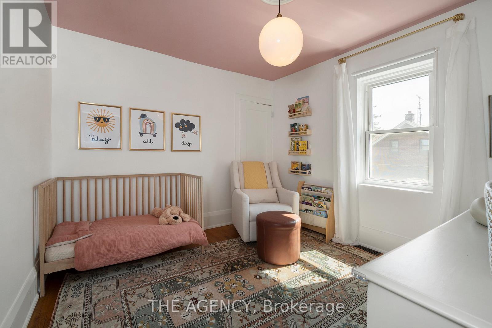 172 Brookside Drive, Toronto, Ontario  M4E 2M4 - Photo 24 - E12440042