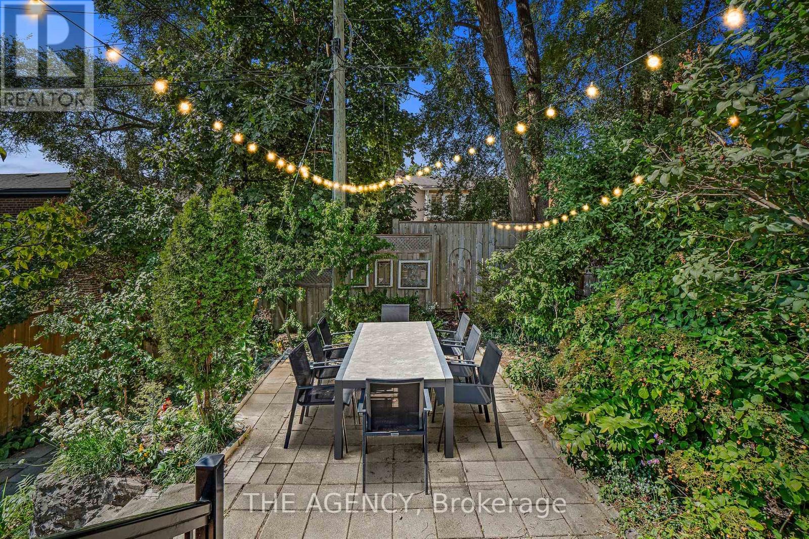 172 Brookside Drive, Toronto, Ontario  M4E 2M4 - Photo 3 - E12440042