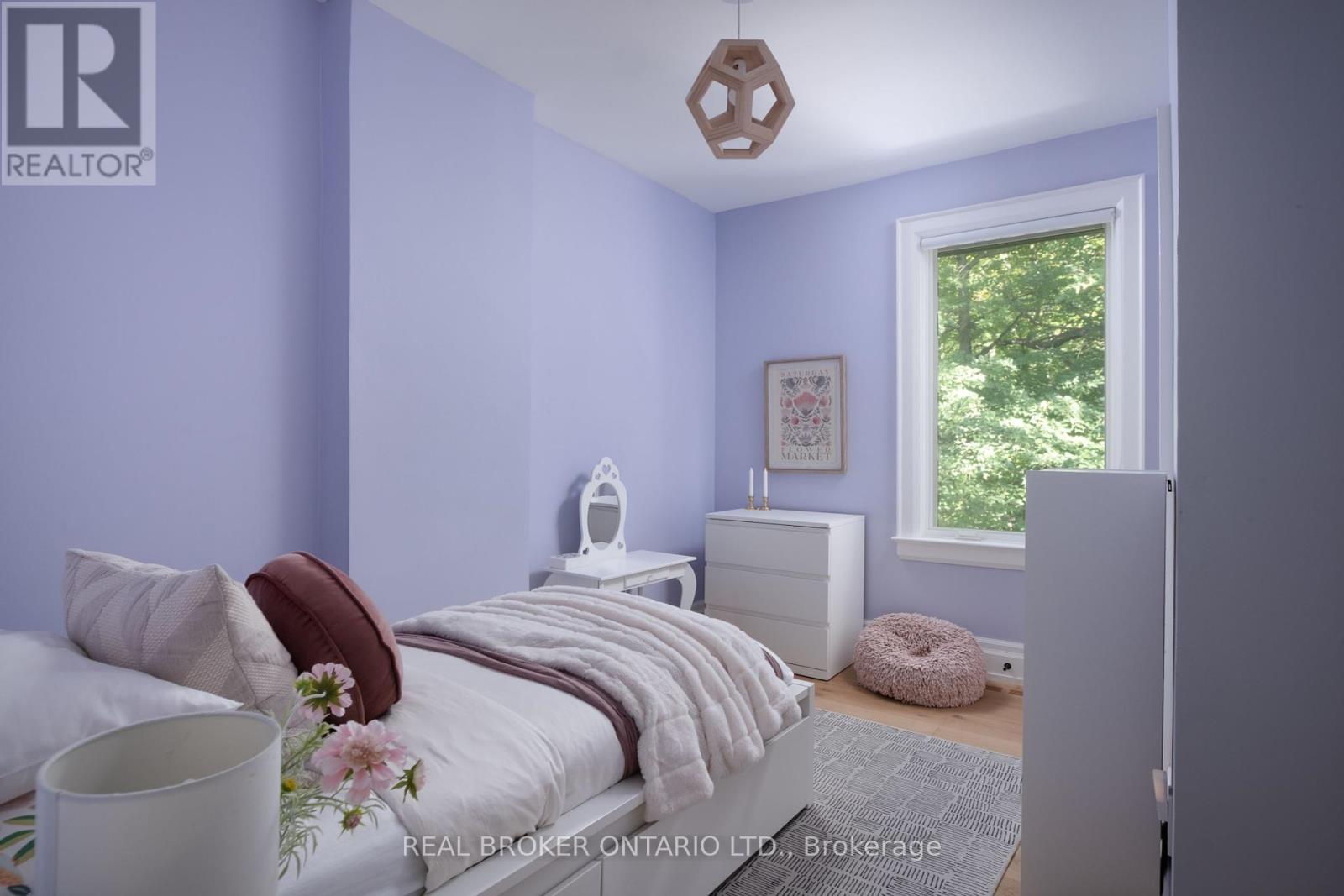 5 Wembley Drive, Toronto, Ontario  M4L 3C9 - Photo 14 - E12440054