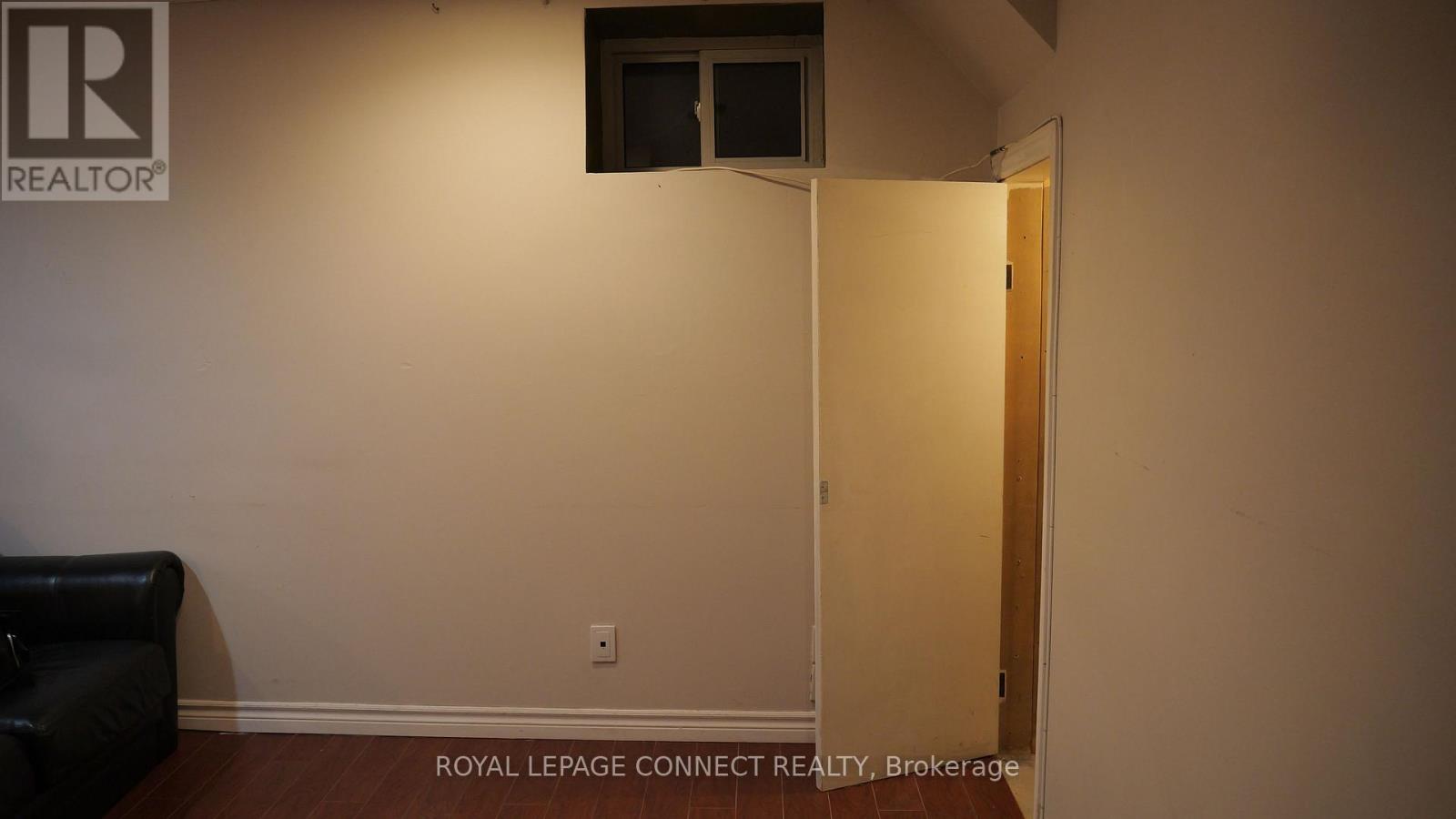 Bsmt - 302 Springdale Boulevard, Toronto, Ontario  M4C 2A2 - Photo 7 - E12440071