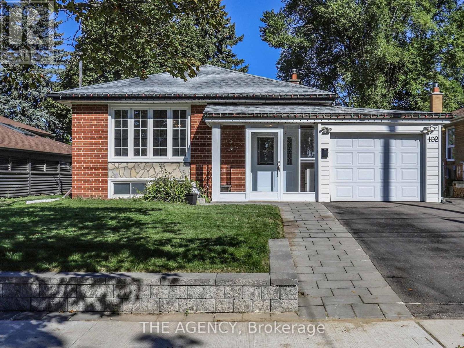102 MELDAZY DRIVE, Toronto, Ontario