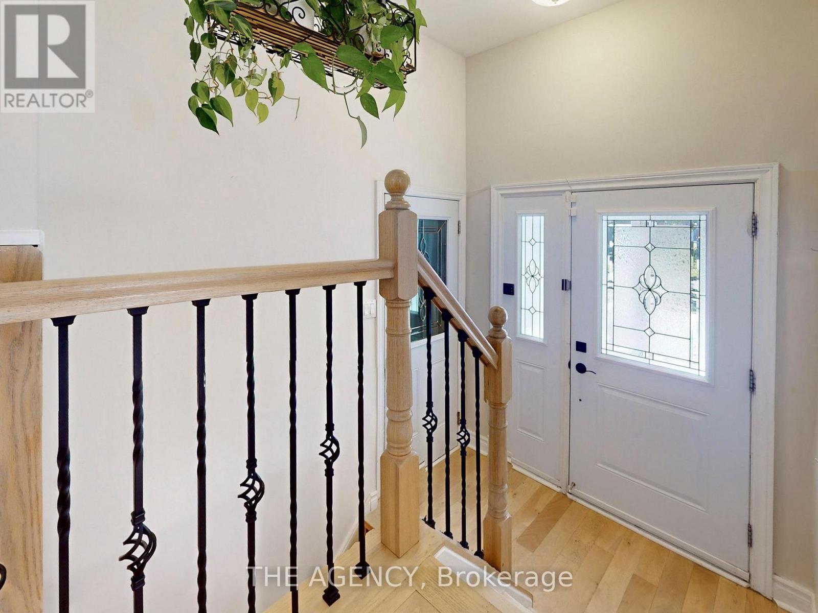 102 Meldazy Drive, Toronto, Ontario  M1P 4G3 - Photo 18 - E12440114
