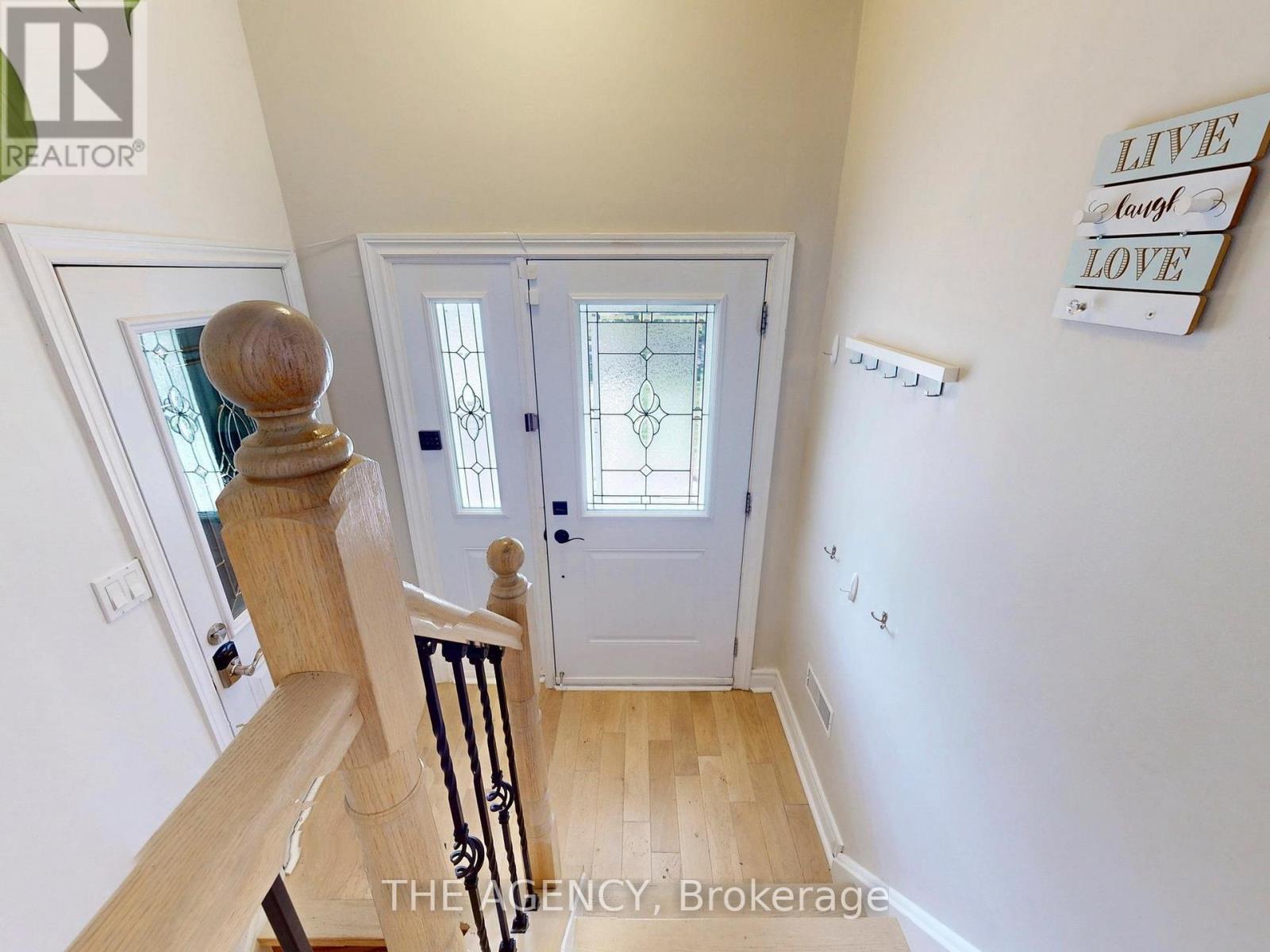 102 Meldazy Drive, Toronto, Ontario  M1P 4G3 - Photo 19 - E12440114