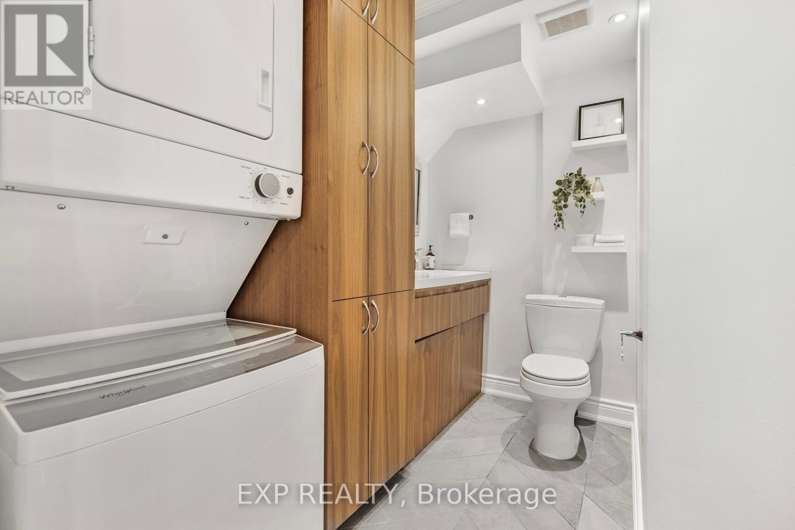 366 Dundas Street E, Toronto, Ontario  M5A 2A3 - Photo 11 - C12204805