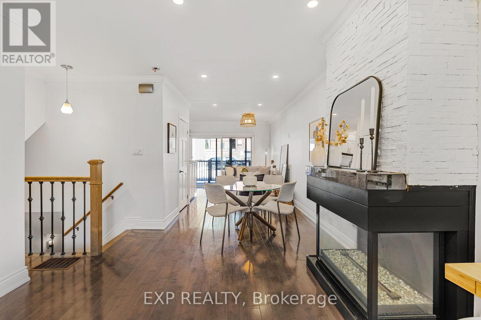 366 Dundas Street E, Toronto, Ontario  M5A 2A3 - Photo 6 - C12204805