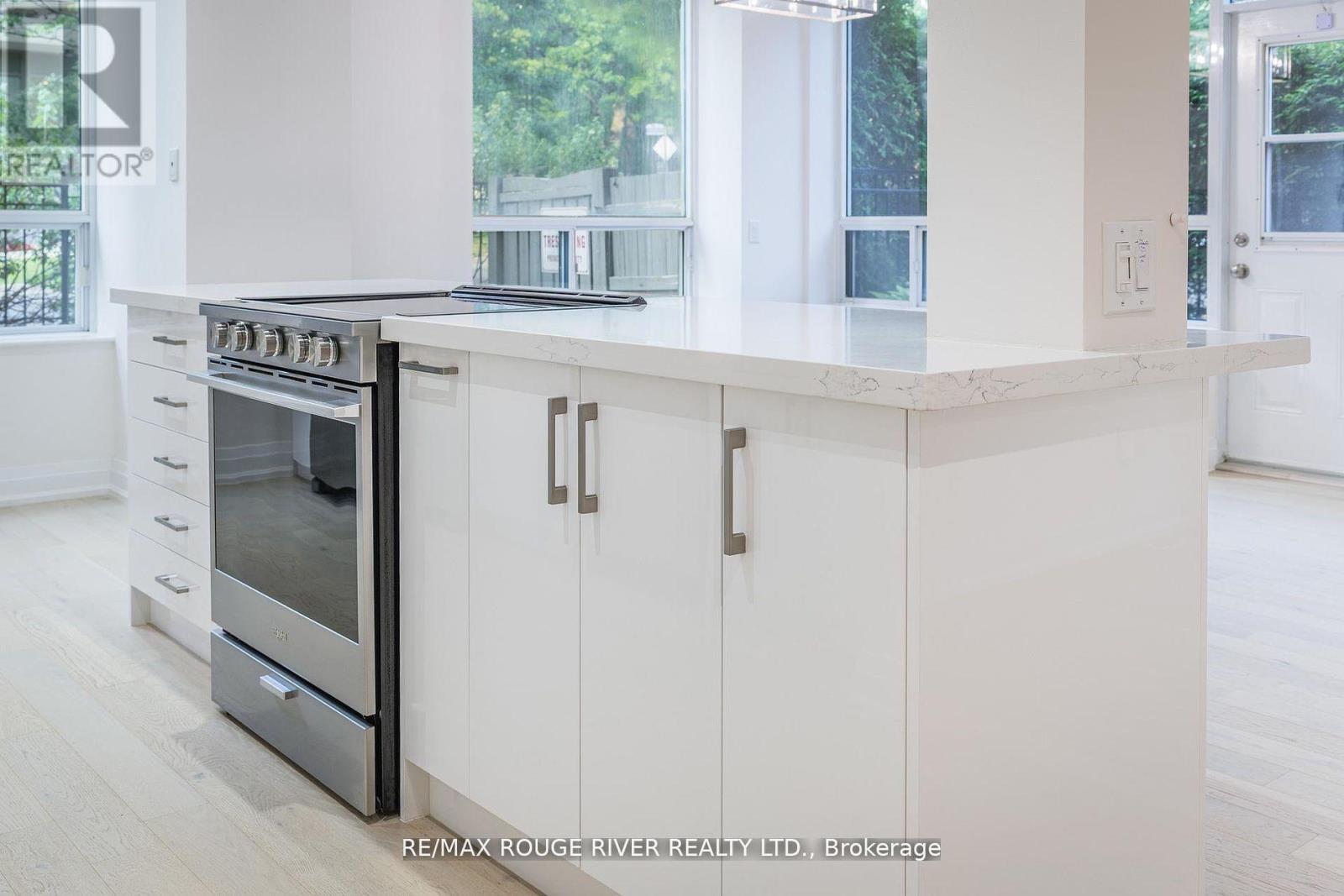 109 - 238 Doris Avenue, Toronto (Willowdale East), Ontario  M2N 6W1 - Photo 5 - C12409786