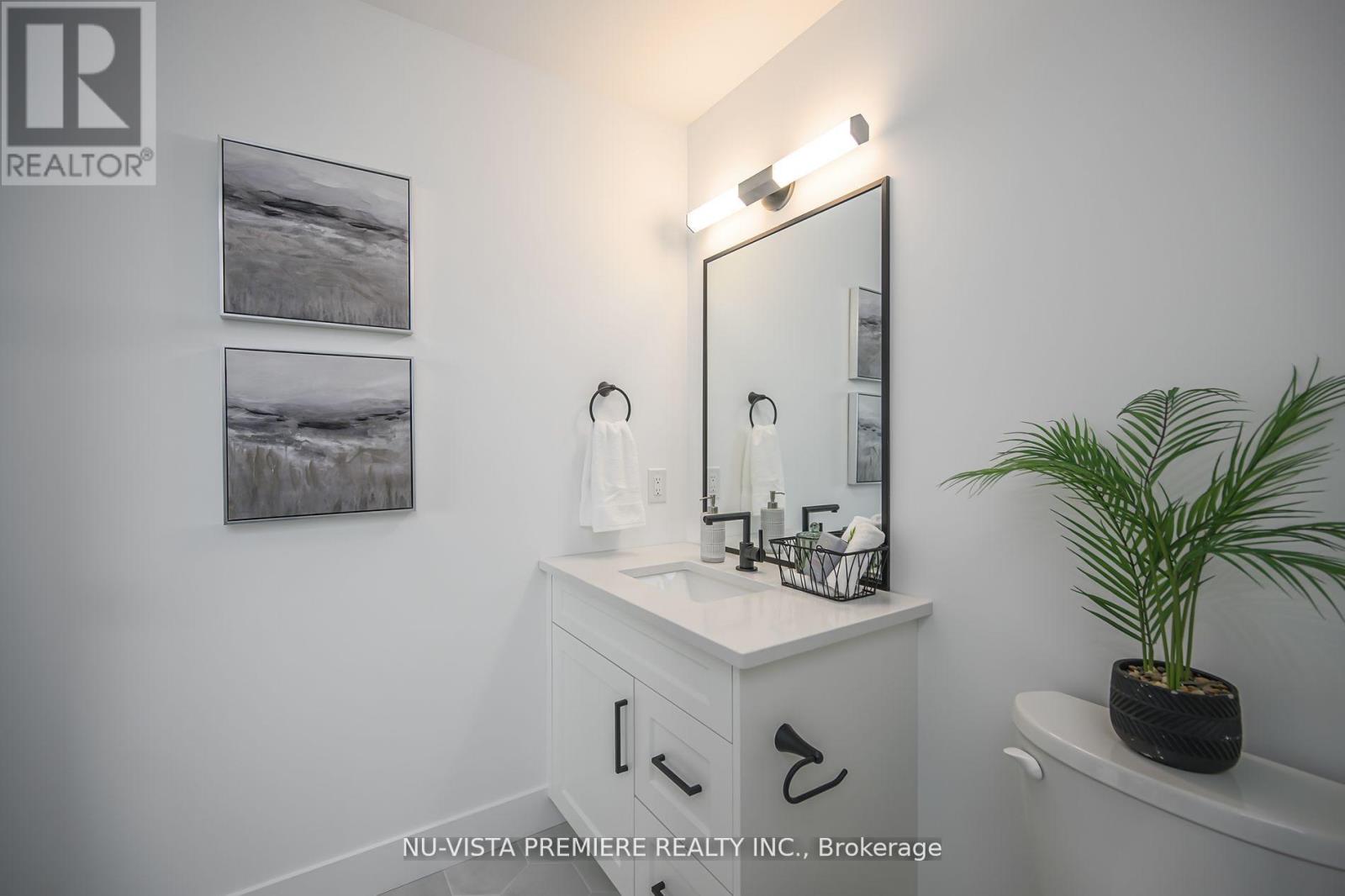 1181 Honeywood Drive, London South, Ontario  N6M 1C1 - Photo 28 - X12395244