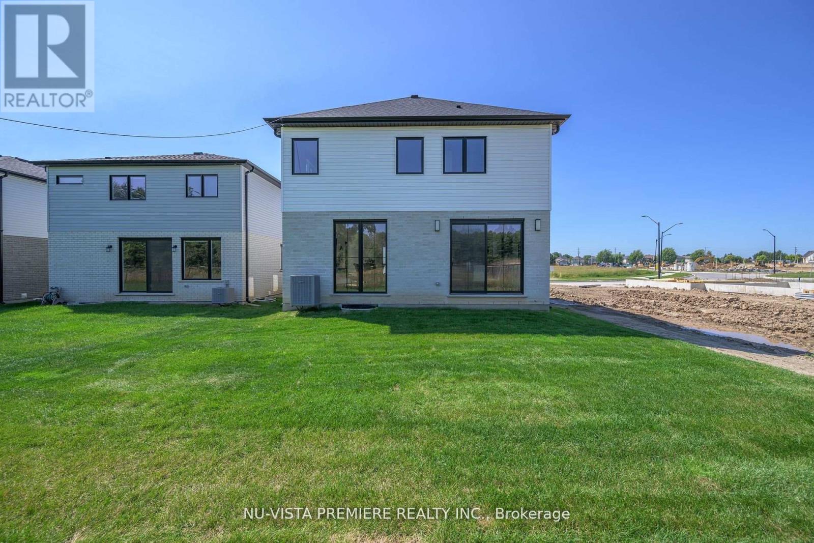 1181 Honeywood Drive, London South, Ontario  N6M 1C1 - Photo 7 - X12395244