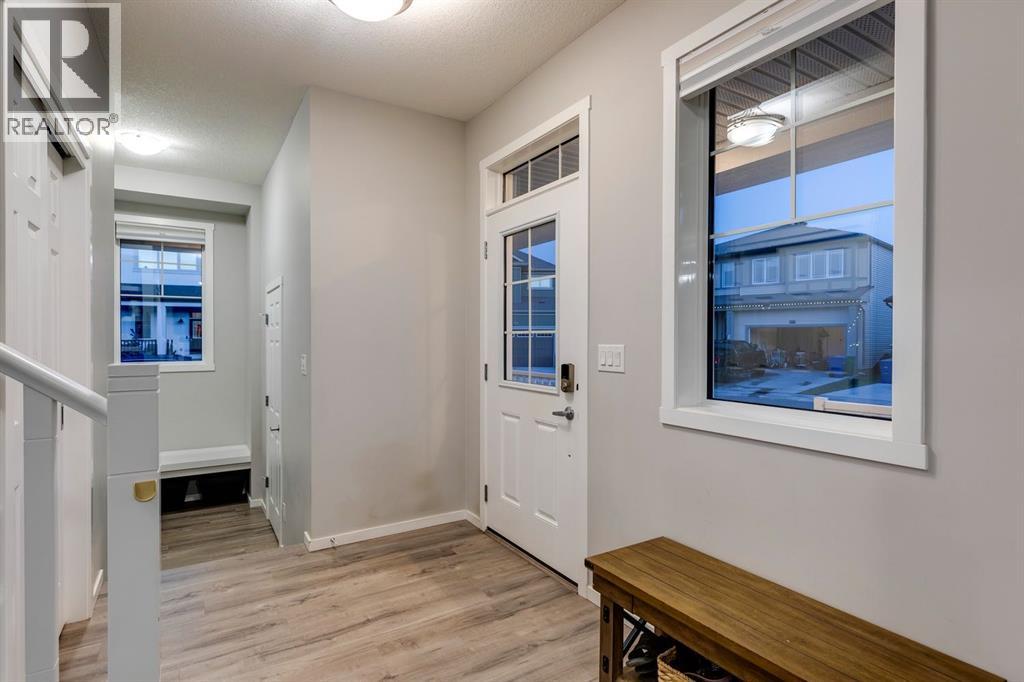 572 Southwinds Close Sw, Airdrie, Alberta  T4B 5L5 - Photo 5 - A2261124