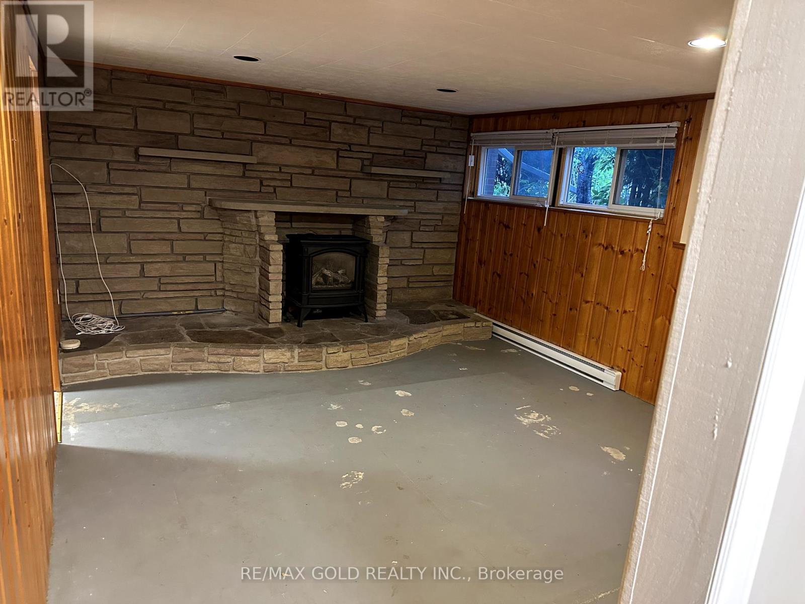 204 Mason Drive, Whitby, Ontario  L1N 2B1 - Photo 2 - E12439921