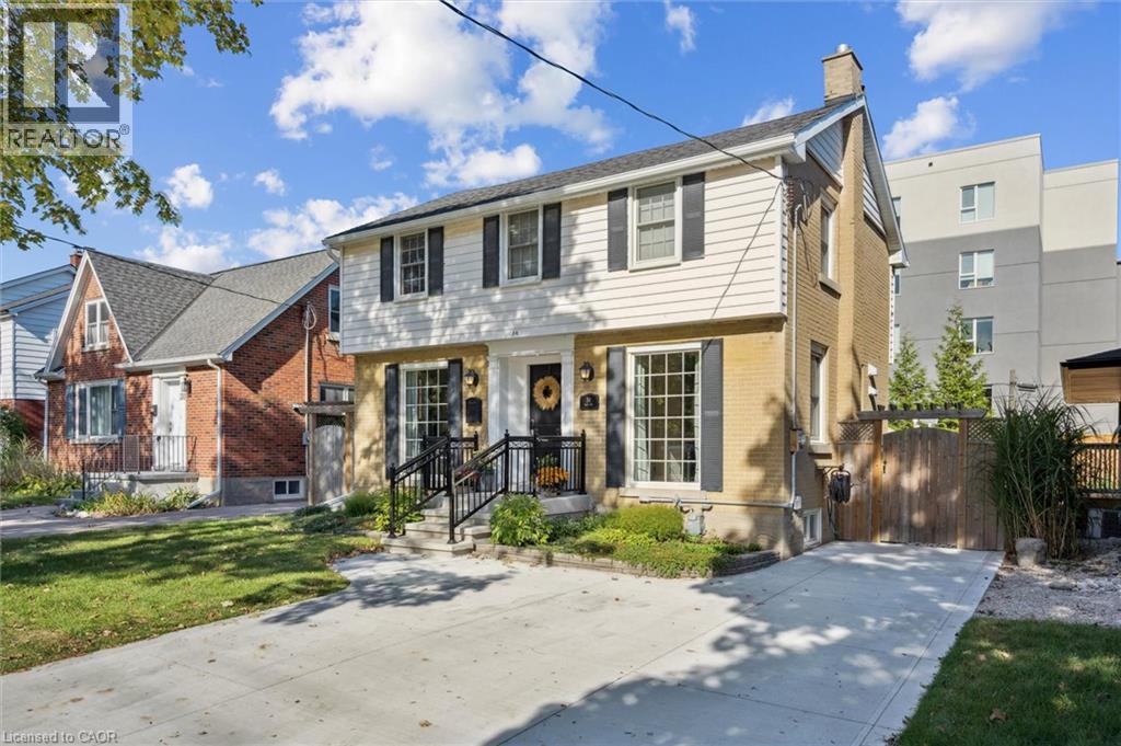 34 East Avenue, Kitchener, Ontario  N2H 1Y7 - Photo 2 - 40774902