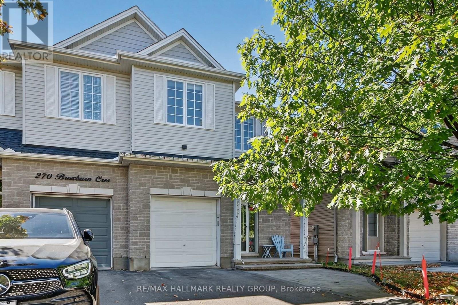 272 BROXBURN CRESCENT, Ottawa, Ontario