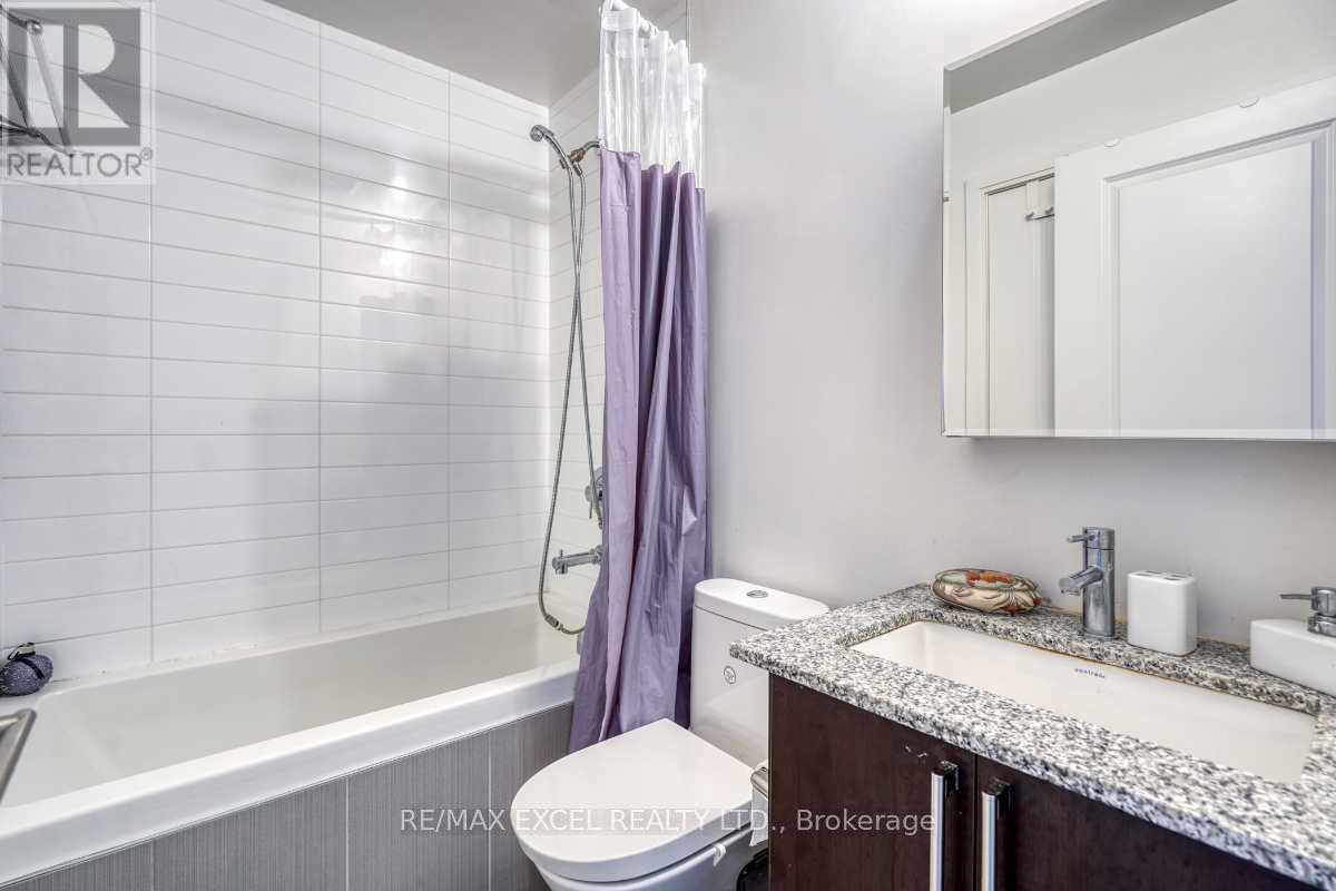 202a - 9608 Yonge Street, Richmond Hill, Ontario  L4C 0X4 - Photo 21 - N12440116