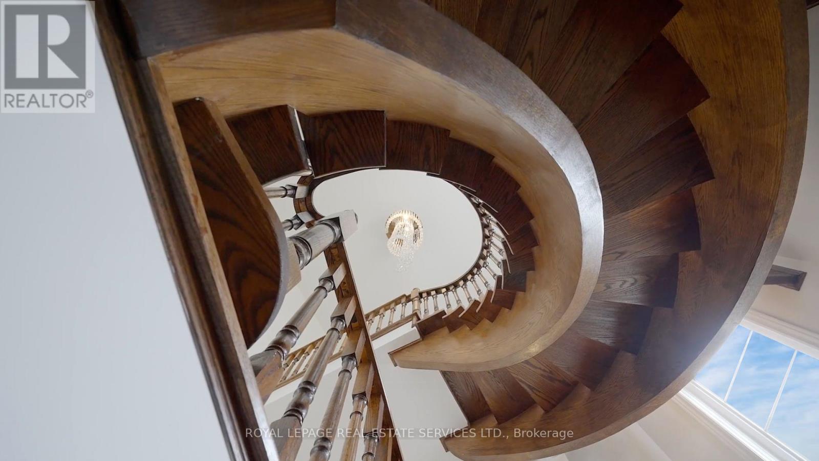 3150 Trailside Drive, Oakville, Ontario  L6M 0P6 - Photo 24 - W12438196
