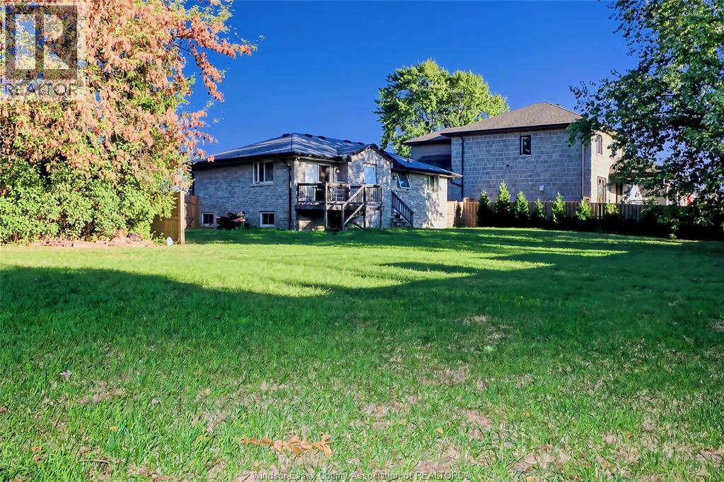 541 Lakeview Avenue, Windsor, Ontario  N8P 1E1 - Photo 21 - 25025078