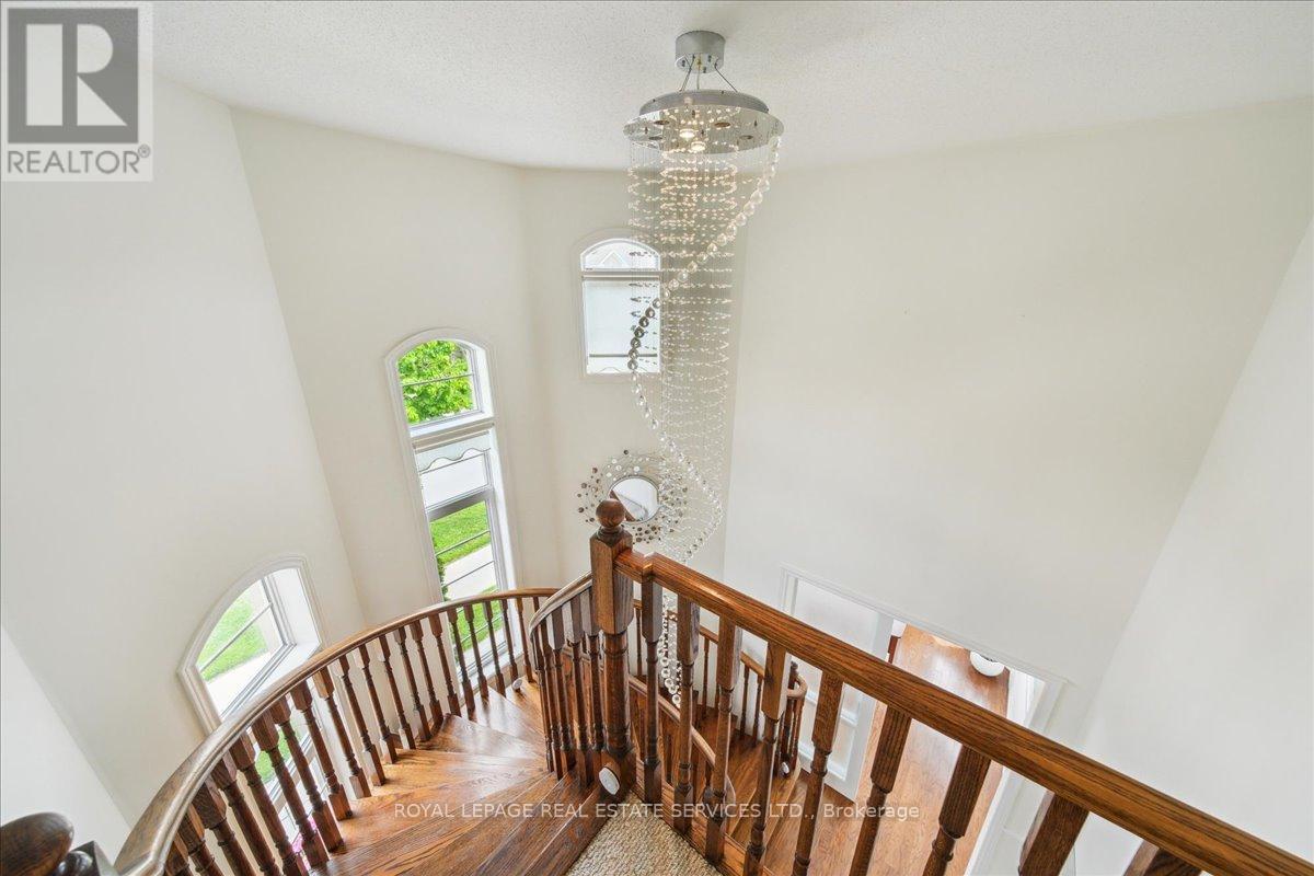 3150 Trailside Drive, Oakville, Ontario  L6M 0P6 - Photo 26 - W12438196