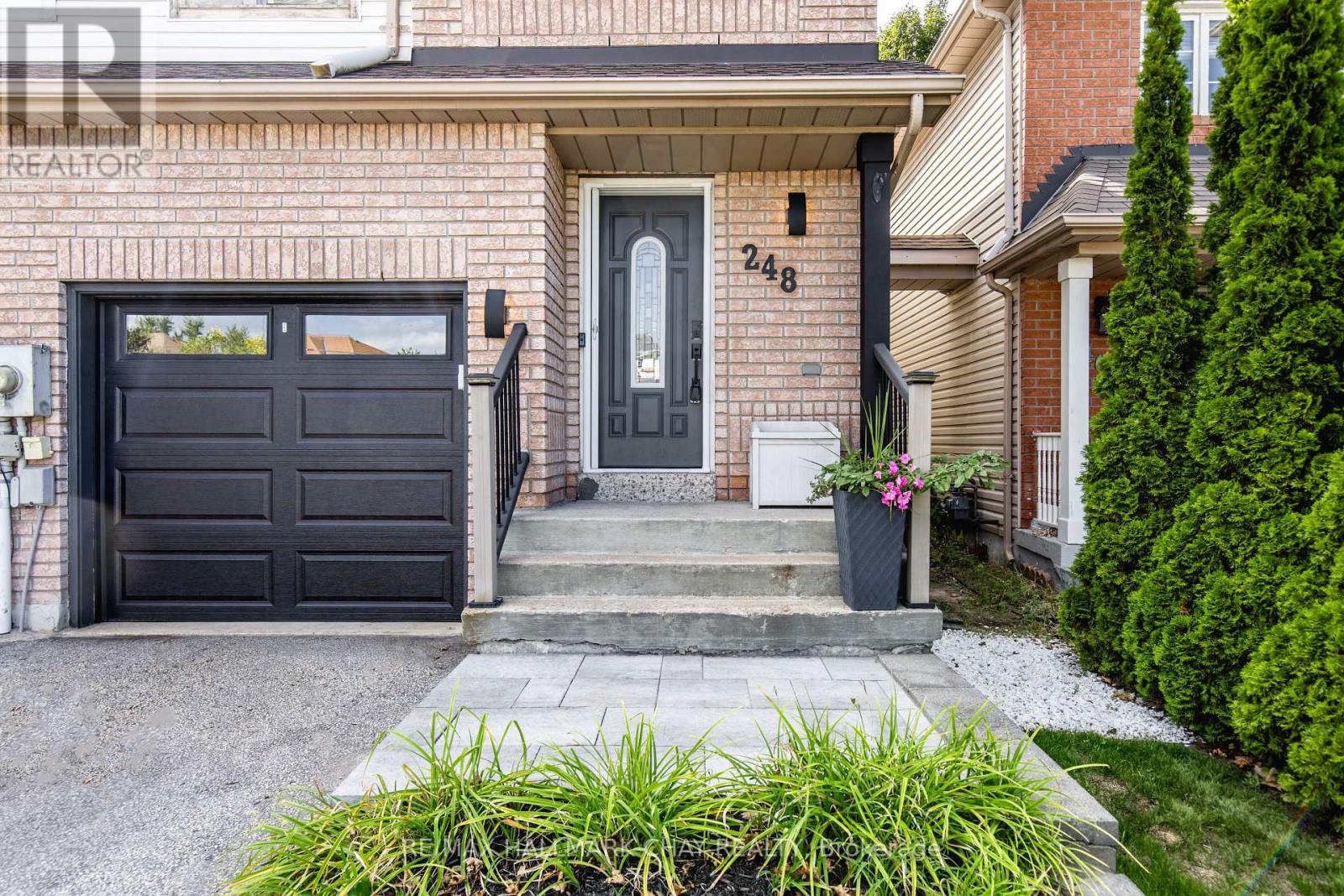 248 Ferndale Drive S, Barrie, Ontario  L4N 8J9 - Photo 2 - S12440057