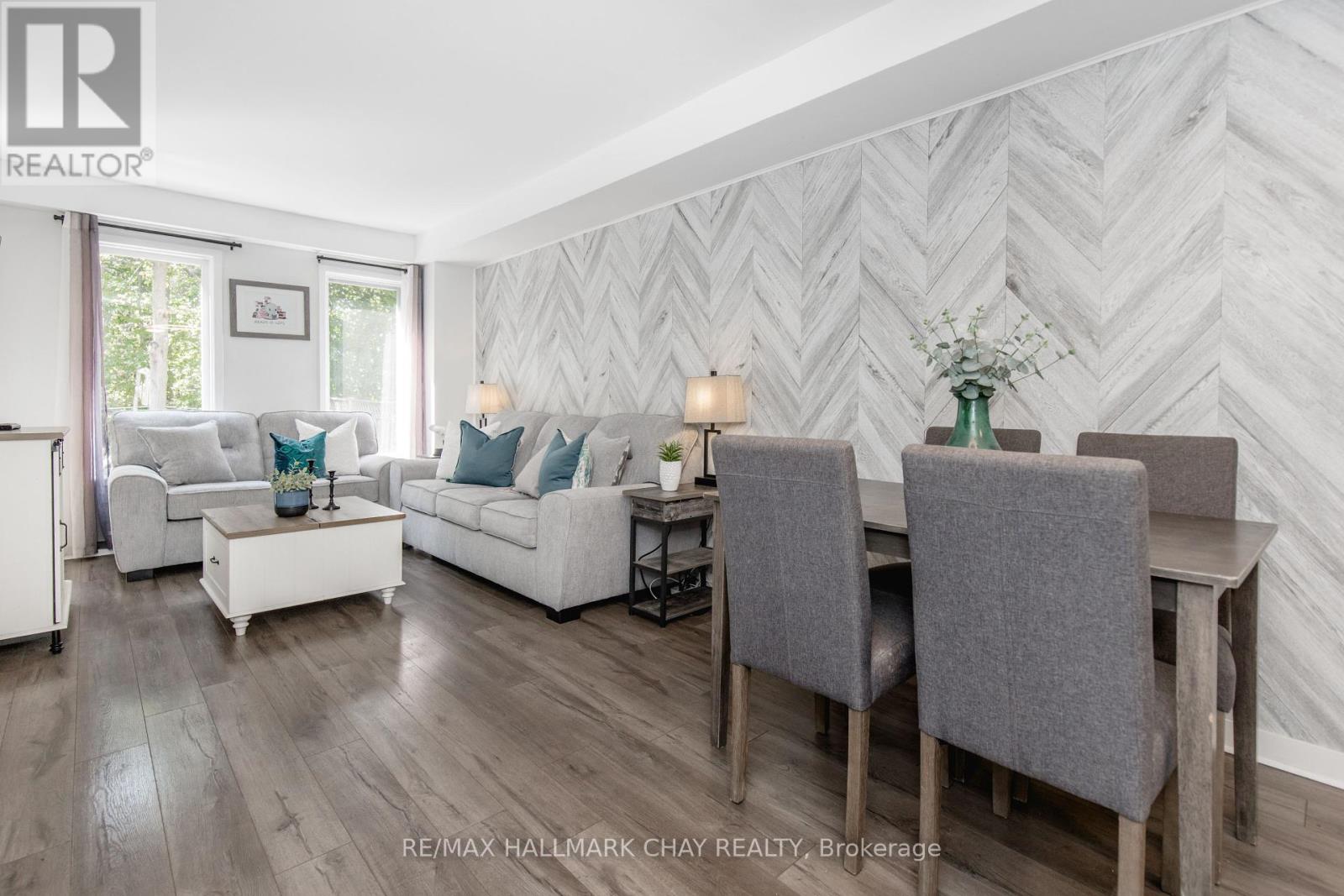248 Ferndale Drive S, Barrie, Ontario  L4N 8J9 - Photo 7 - S12440057