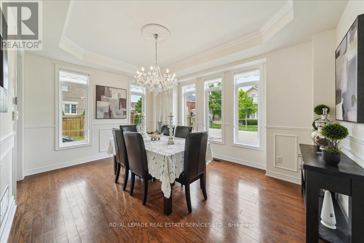 3150 Trailside Drive, Oakville, Ontario  L6M 0P6 - Photo 10 - W12438196